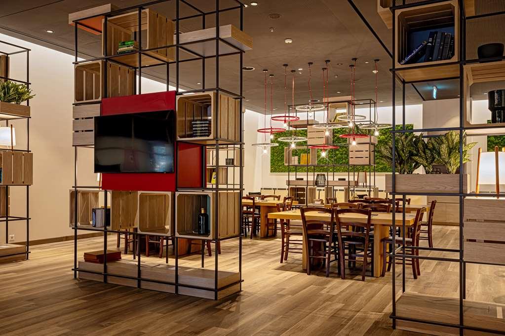 Intercityhotel Geneva Vernier Restaurant bilde